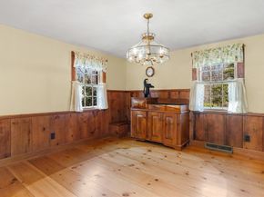 21 Prospect Street, West Newbury MA 01985