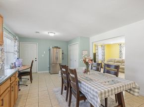 89 W Boylston 4, Worcester MA 01606