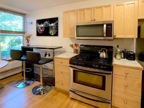 148 Berkshire St 4, Cambridge MA 02141