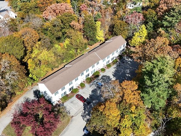 35 Highland Park 35, Uxbridge MA 01569