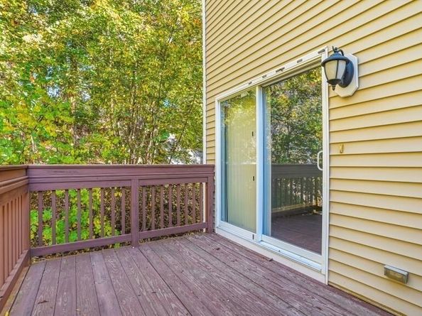 35 Highland Park 35, Uxbridge MA 01569