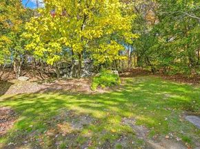 35 Highland Park 35, Uxbridge MA 01569