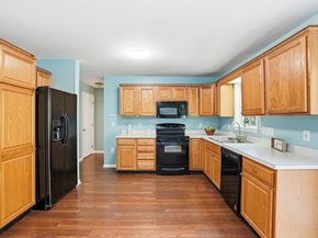 35 Highland Park 35, Uxbridge MA 01569