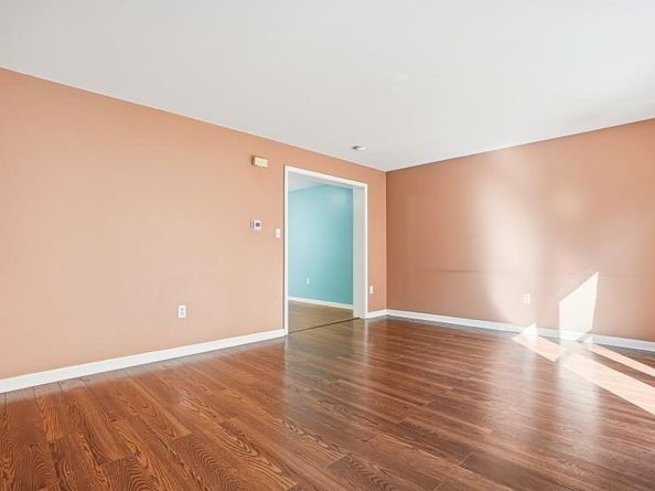 35 Highland Park 35, Uxbridge MA 01569