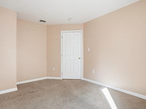 35 Highland Park 35, Uxbridge MA 01569