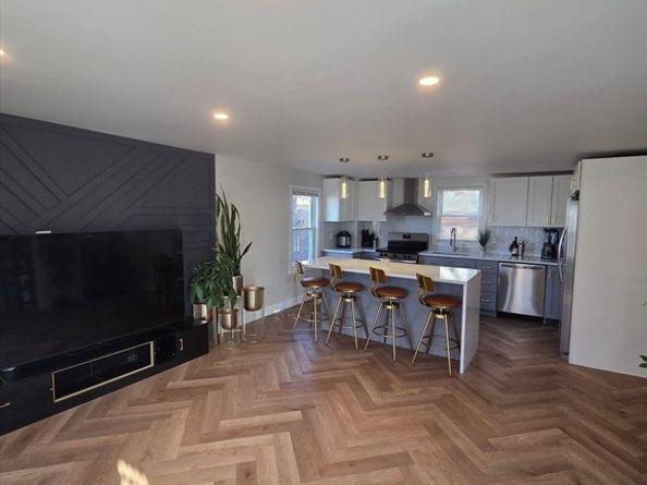 35 Wright St, Stoneham MA 02180