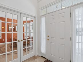 2 Braeburn Ln 2, Ashland MA 01721