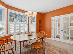 2 Braeburn Ln 2, Ashland MA 01721