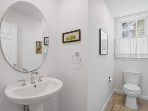 2 Braeburn Ln 2, Ashland MA 01721