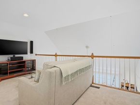 2 Braeburn Ln 2, Ashland MA 01721