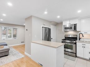 49 Pierce Rd 49, Watertown MA 02472