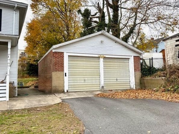 4 Samoset Ct, Plymouth MA 02360