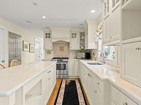 33 Oceanside Dr, Scituate MA 02066