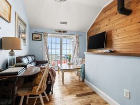 33 Oceanside Dr, Scituate MA 02066