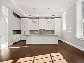 20 Mechanic Square 2, Marblehead MA 01945