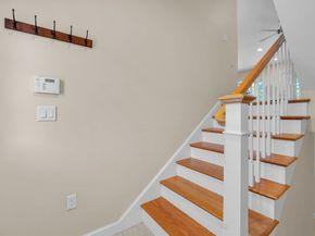 12 Murray Ave 18, Burlington MA 01803