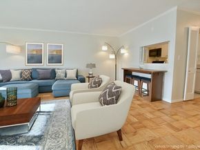 8 Whittier Pl 15F, Boston MA 02114