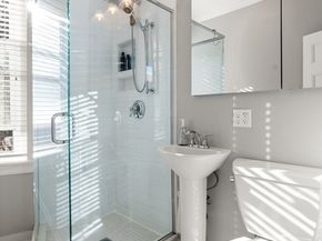 145 Charles St 4, Boston MA 02114