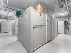 20 Hammond Pond Parkway  Unit 606, Newton MA 02467