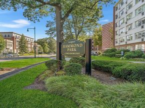 20 Hammond Pond Parkway  Unit 606, Newton MA 02467