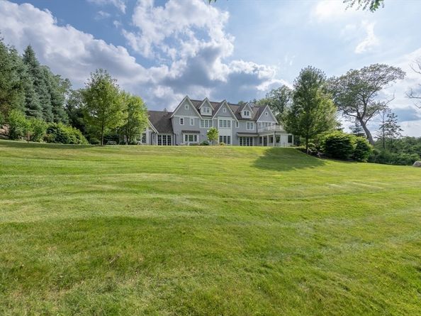 8 Hidden Road, Weston MA 02493