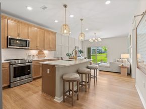 5 Peters Farm Way 112, Westborough MA 01581