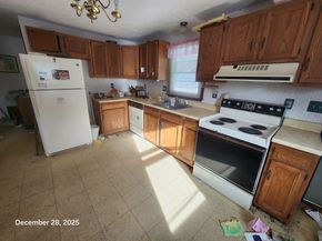 128 Wildwood Ave, Worcester MA 01603
