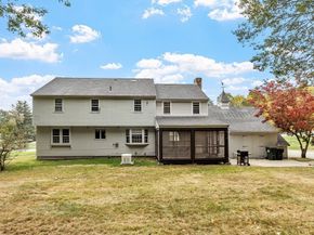 16 Minehan Ln, Marlborough MA 01752