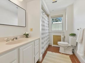 28 Devens St, Concord MA 01742