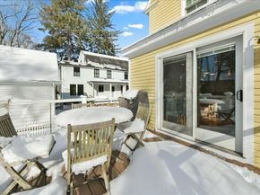 28 Devens St, Concord MA 01742