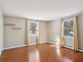 18 Cranston Cir, Woburn MA 01801