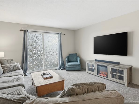 9 Shadowbrook Lane 29, Milford MA 01757