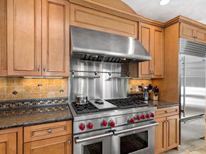 1 Appian Way, Westford MA 01886