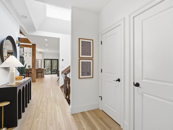 20 Mount Joy Drive, Tewksbury MA 01876