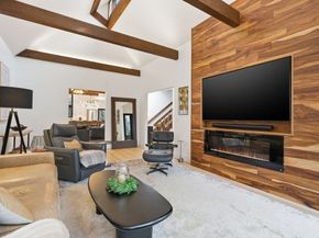 20 Mount Joy Drive, Tewksbury MA 01876