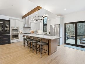 20 Mount Joy Drive, Tewksbury MA 01876