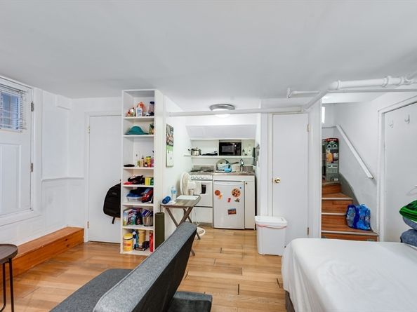 6 Goodwin Place B, Boston MA 02114