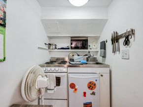 6 Goodwin Place B, Boston MA 02114