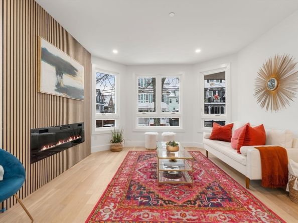 69 Electric Ave 1, Somerville MA 02144