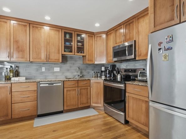 210 Belmont Street 13, Watertown MA 02472