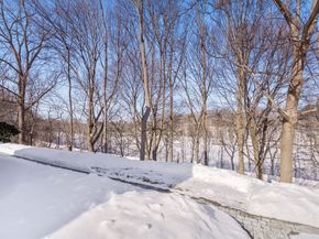 39 Charlesbank Rd 39, Newton MA 02458