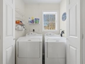 18 Winterberry Ln 18, Hanover MA 02339