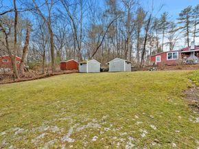 13 Long Rd, Westford MA 01886