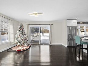 2 Hemlock St, Paxton MA 01612