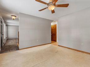 22 Old Hardwick Rd, Petersham MA 01366