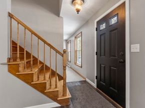 22 Old Hardwick Rd, Petersham MA 01366