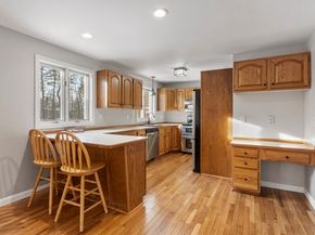 22 Old Hardwick Rd, Petersham MA 01366