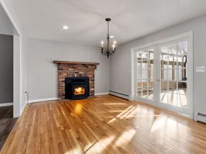 22 Old Hardwick Rd, Petersham MA 01366