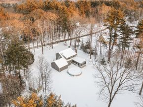 22 Old Hardwick Rd, Petersham MA 01366