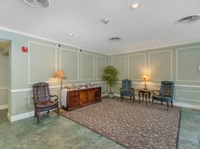 11 Church St 702, Salem MA 01970